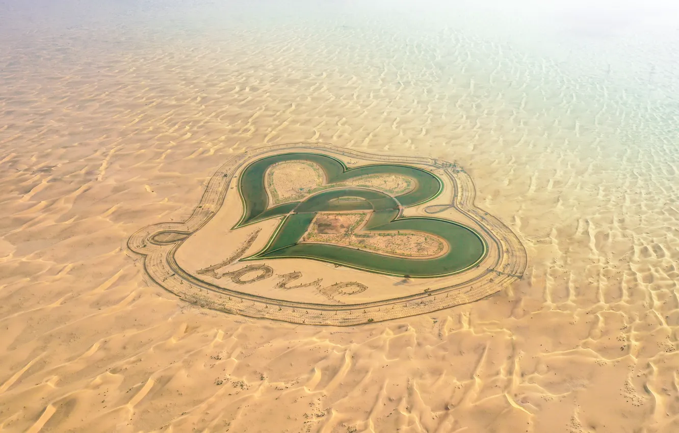 Love Lake Dubai